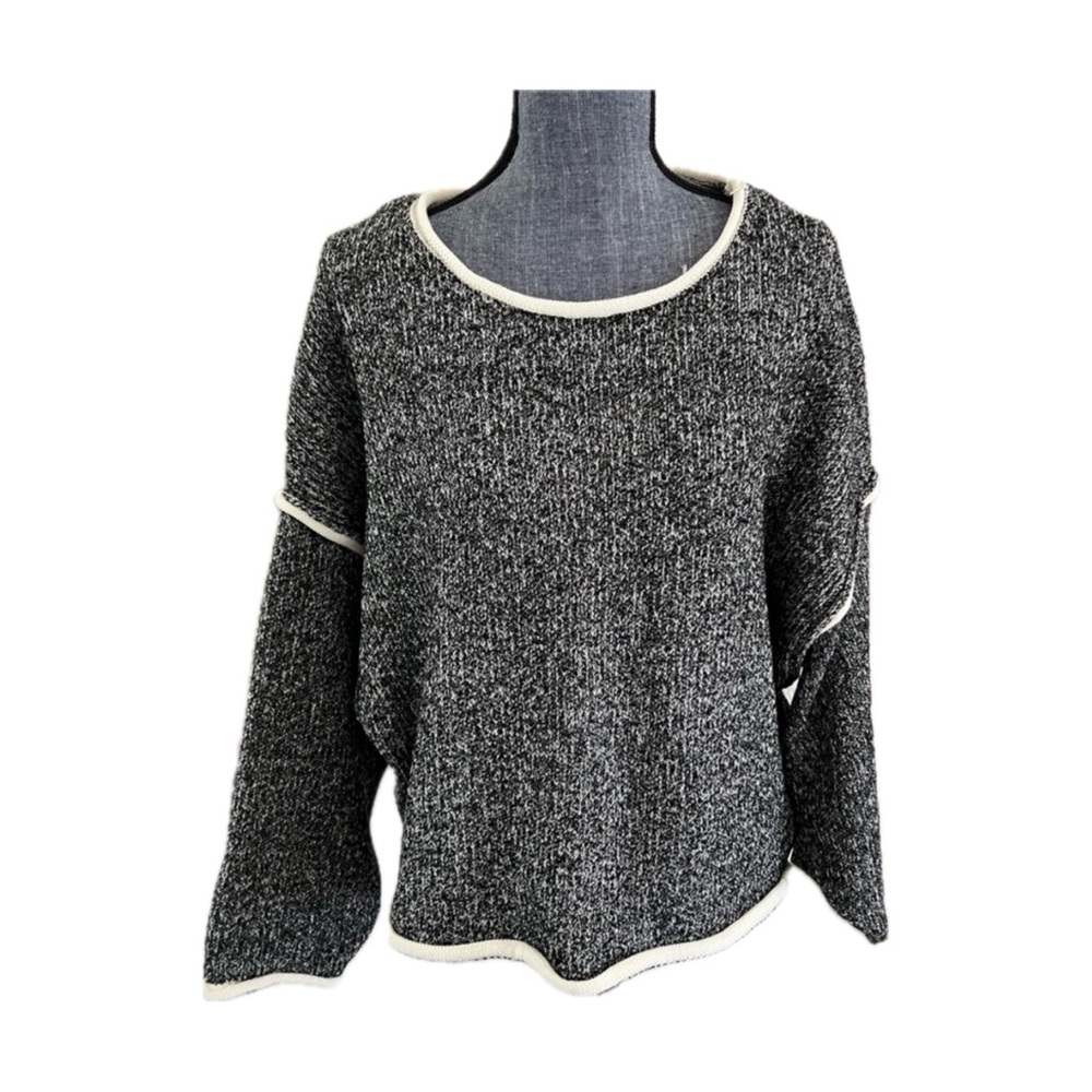 NWOT Vici Black and White Crew Neck Sweater with Classic Fit